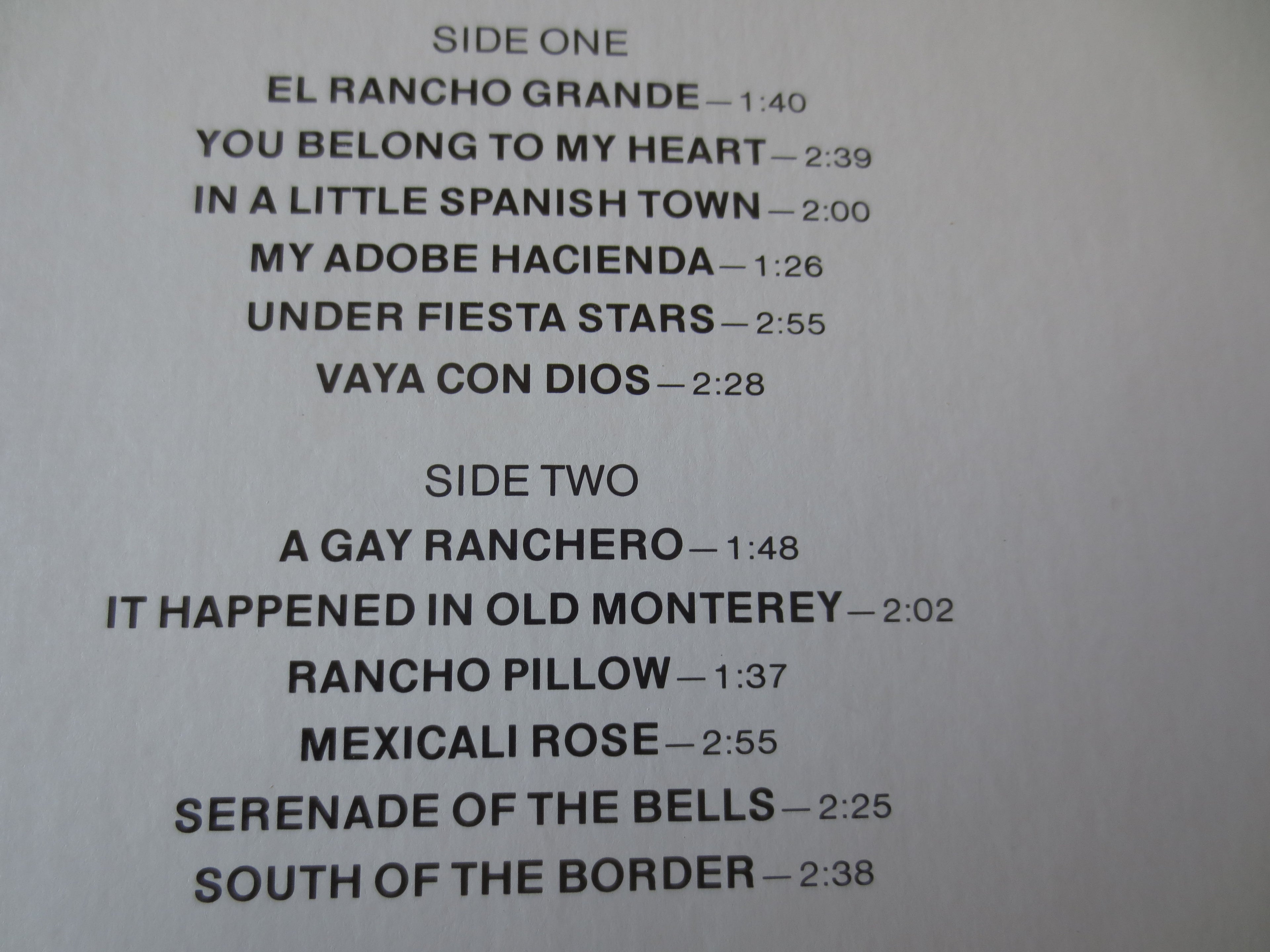 GENE AUTRY, South of the Border, Gene Autry Records, Gene Autry Lps, Gene Autry Albums, Gene Autry Vinyl, Lps, 1976 Records