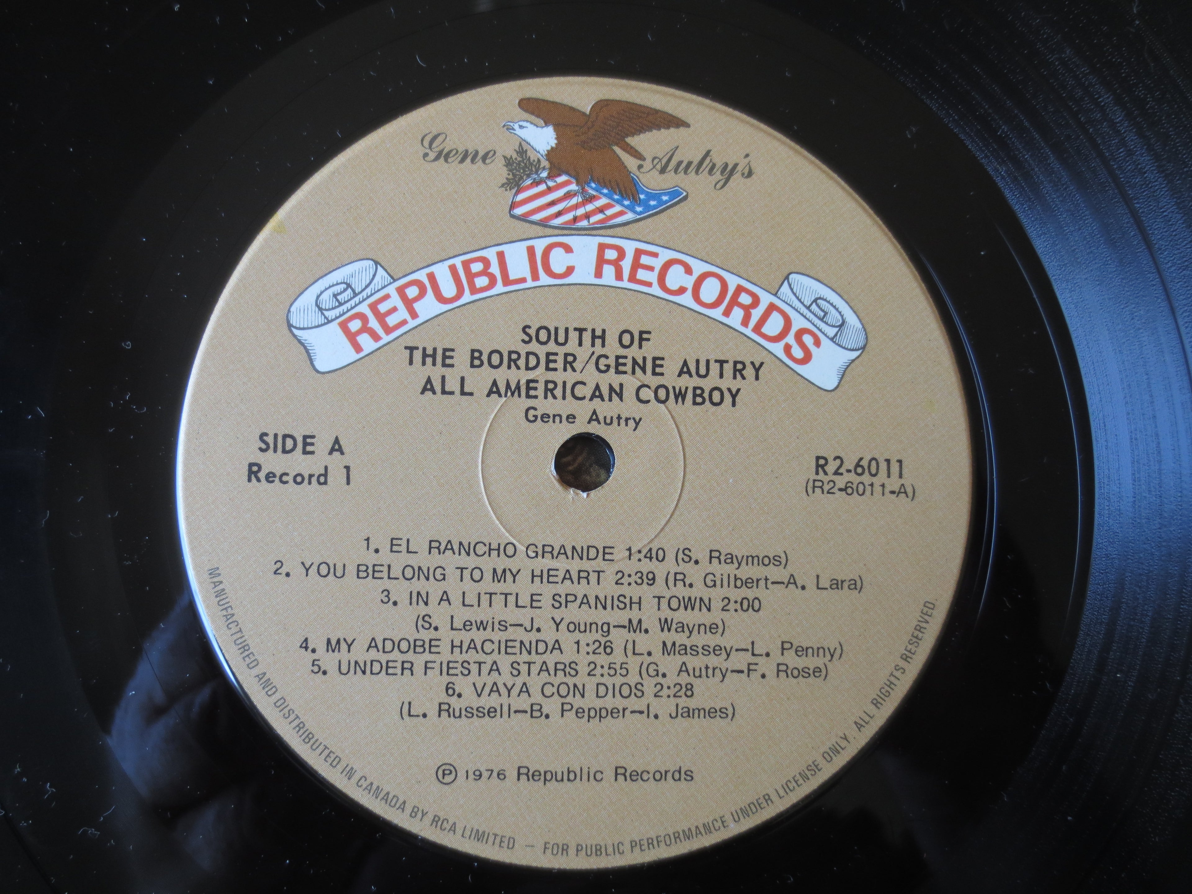 Gene Autry – South of the Border (1976) Vinyl LP