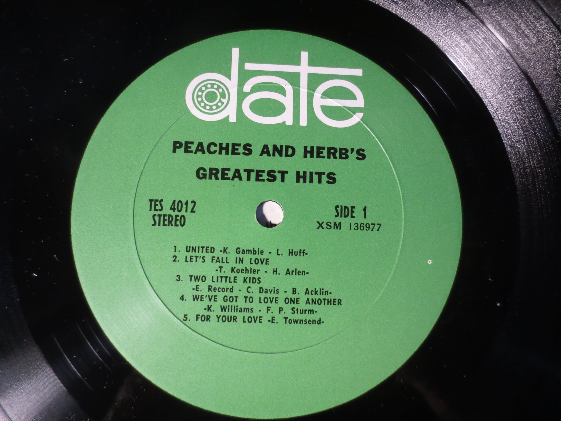 PEACHES & HERB LET'S FALL IN LOVE vinyl record