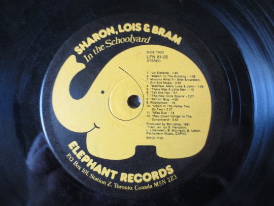 AUTOGRAPHED, Sharon, Lois & Bram, In The Schoolyard, Vintage Album, 1981 Record, Vinyl Lp